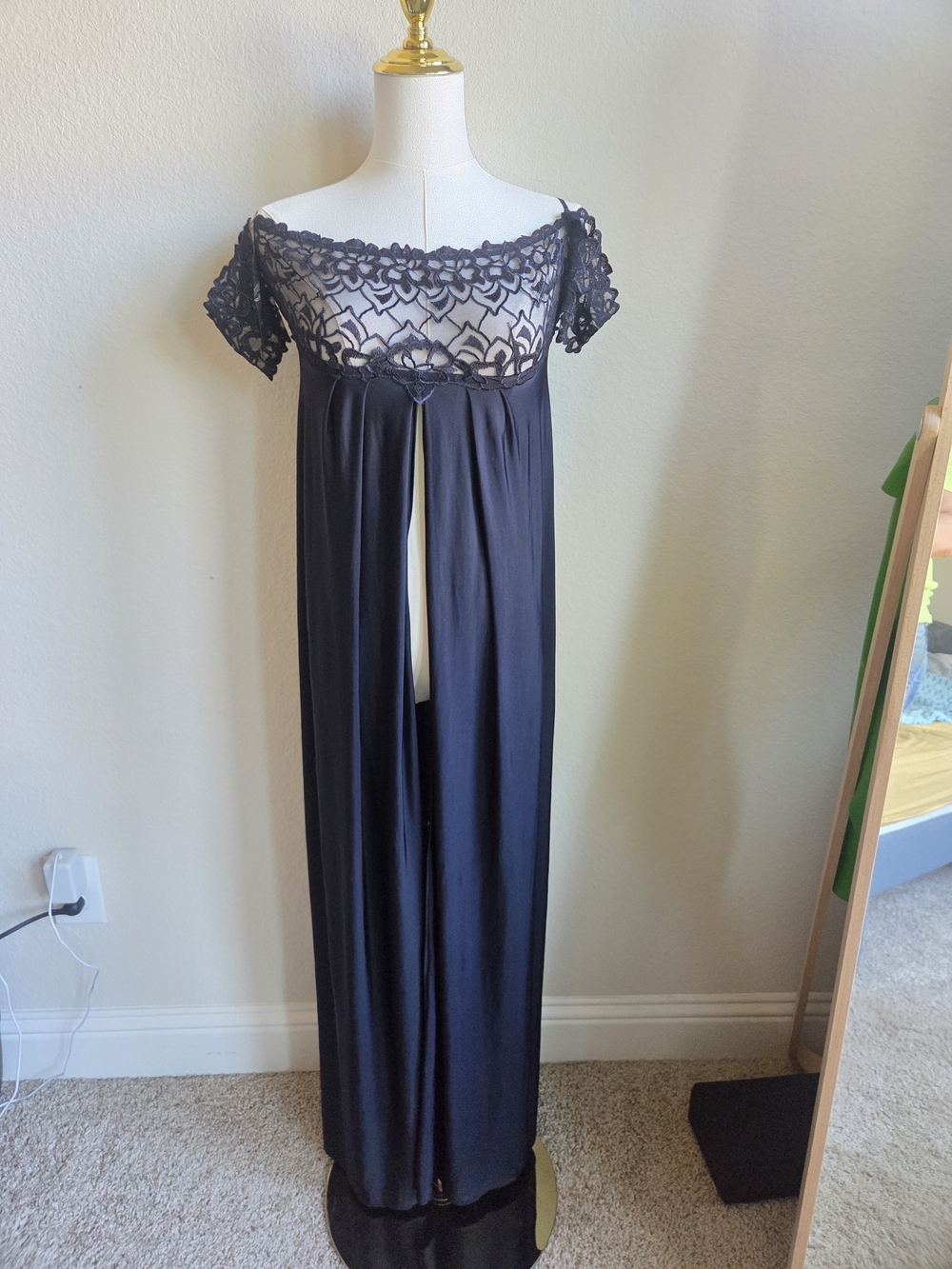 Victoria's Secret Black Lace-Trim Open Front Nightgown
